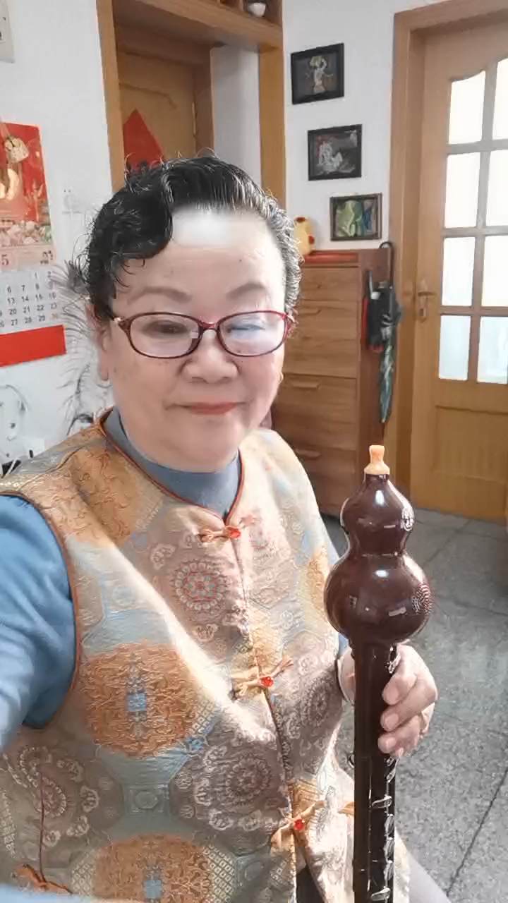 小城故事插图